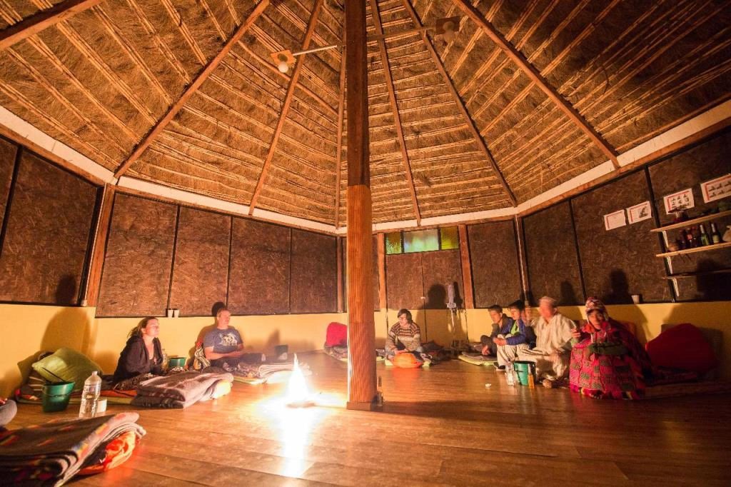 ayahuasca-retreat-meditation-session